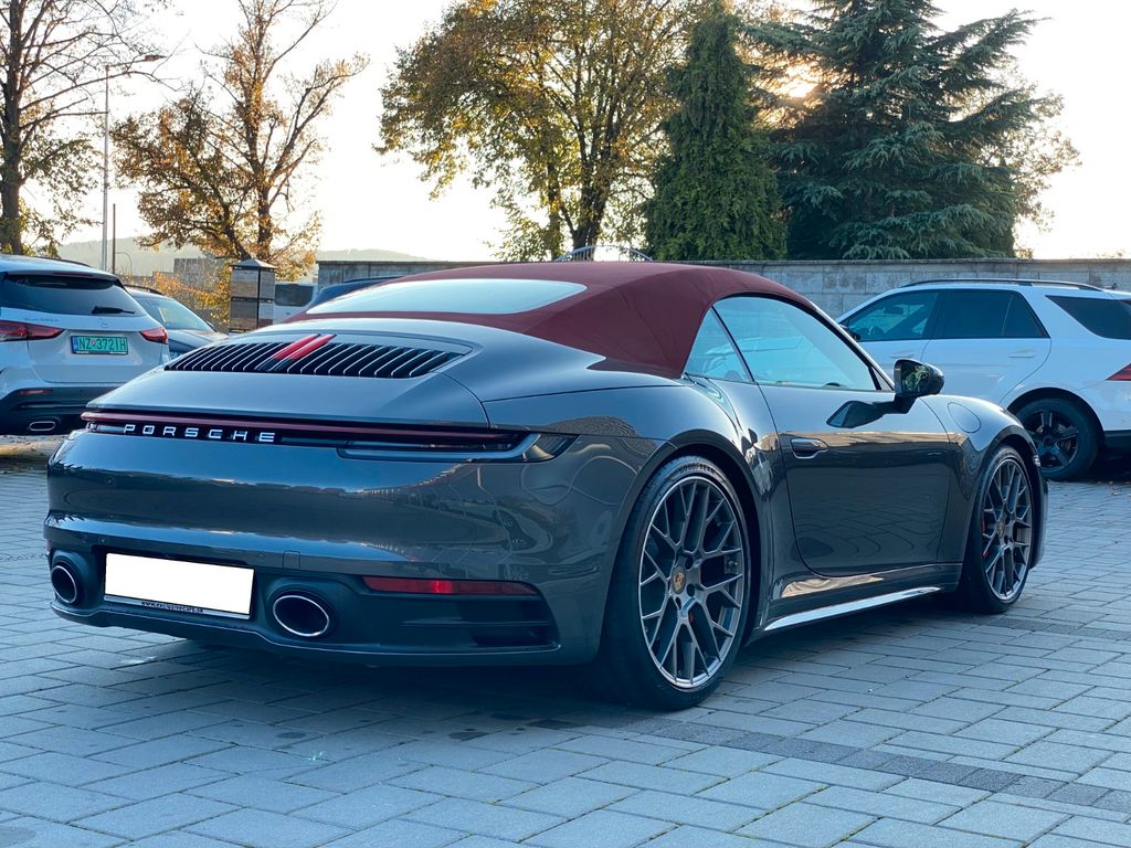 Porsche 992 2020
