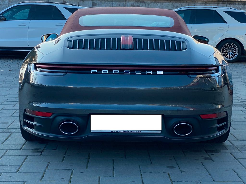 Porsche 992 2020