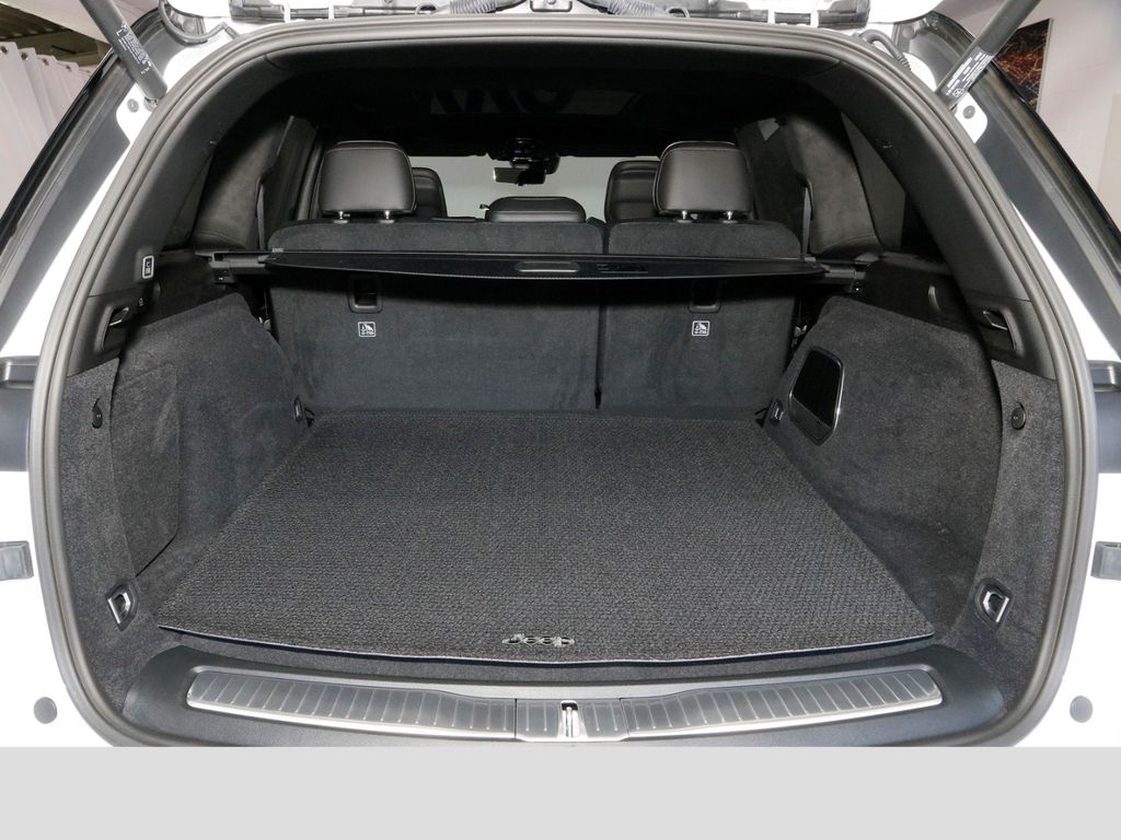 Jeep Grand Cherokee 2025