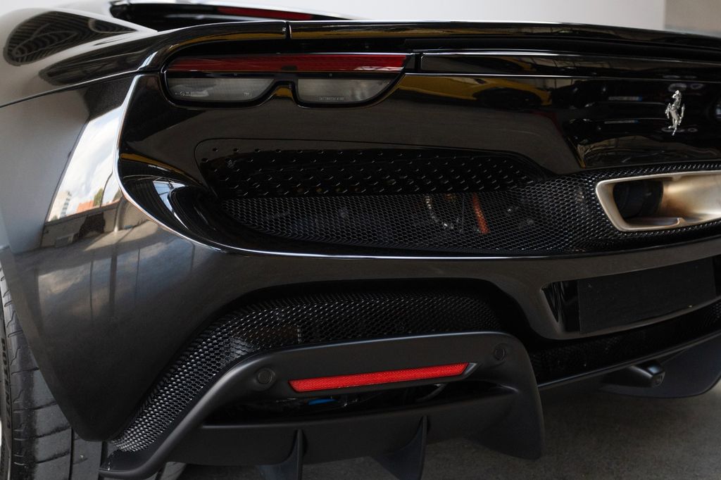 Ferrari 296 GTB 2023