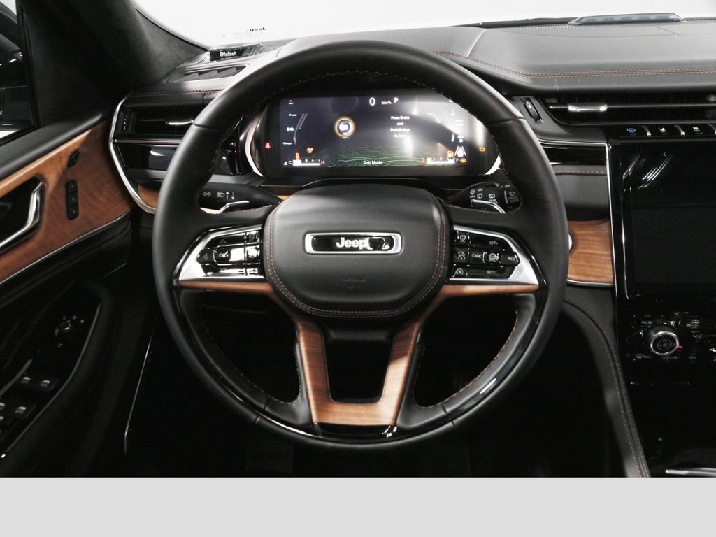 Jeep Grand Cherokee 2025