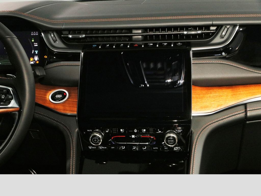 Jeep Grand Cherokee 2025