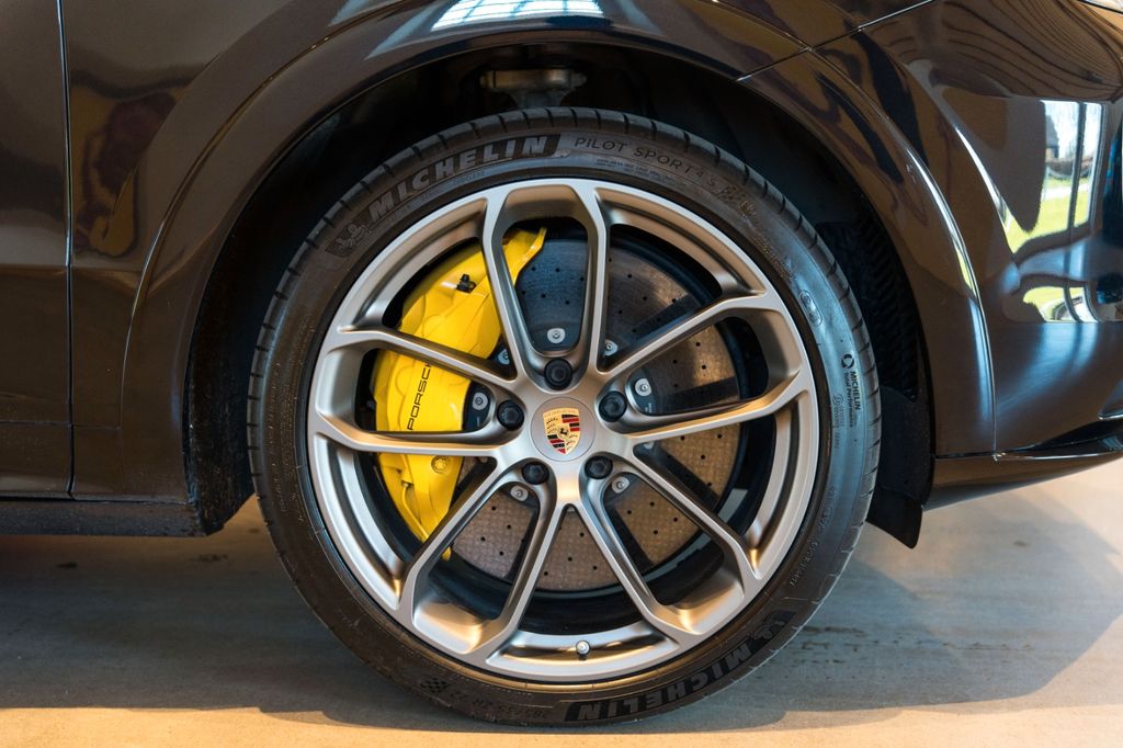 Porsche Cayenne 2020