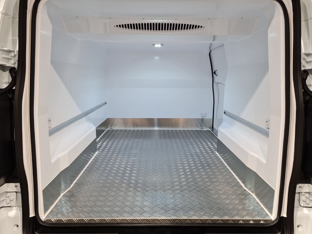 Ford Transit Custom 2025