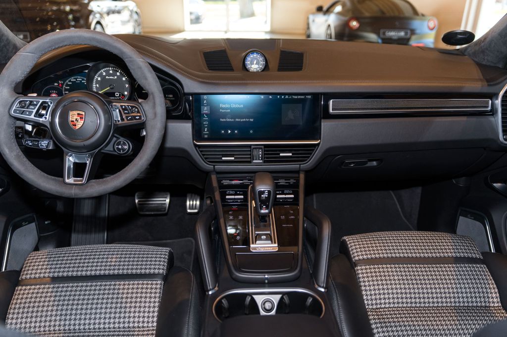 Porsche Cayenne 2020