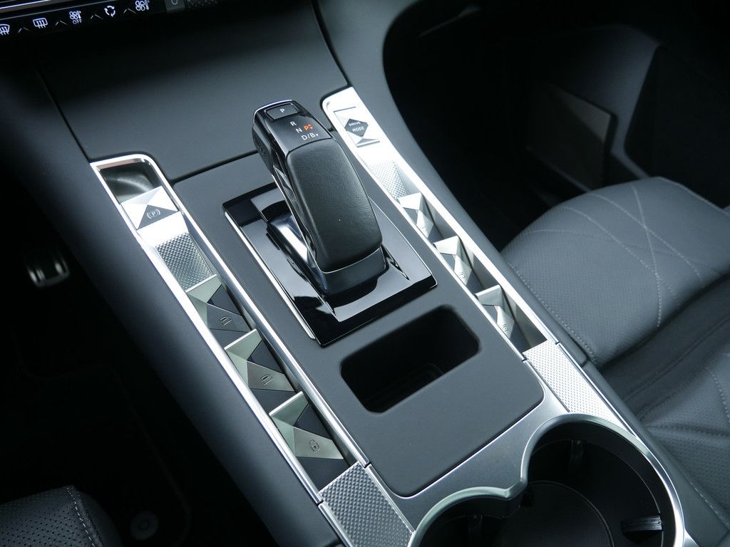 DS Automobiles DS7 (Crossback) 2022