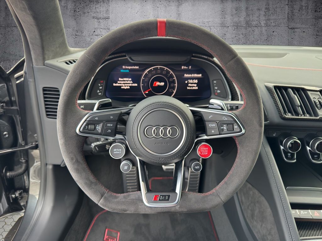 Audi R8 2024