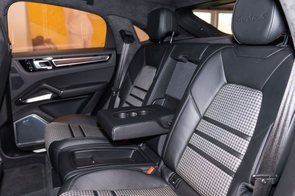 Porsche Cayenne 2020