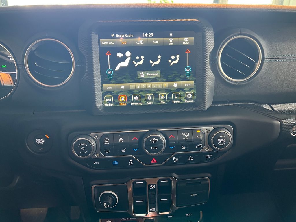 Jeep Wrangler 2023