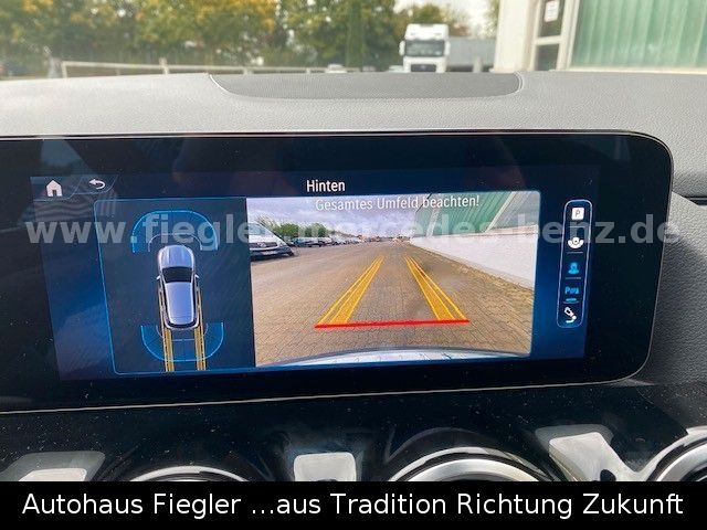 Mercedes-Benz GLA 180 2023