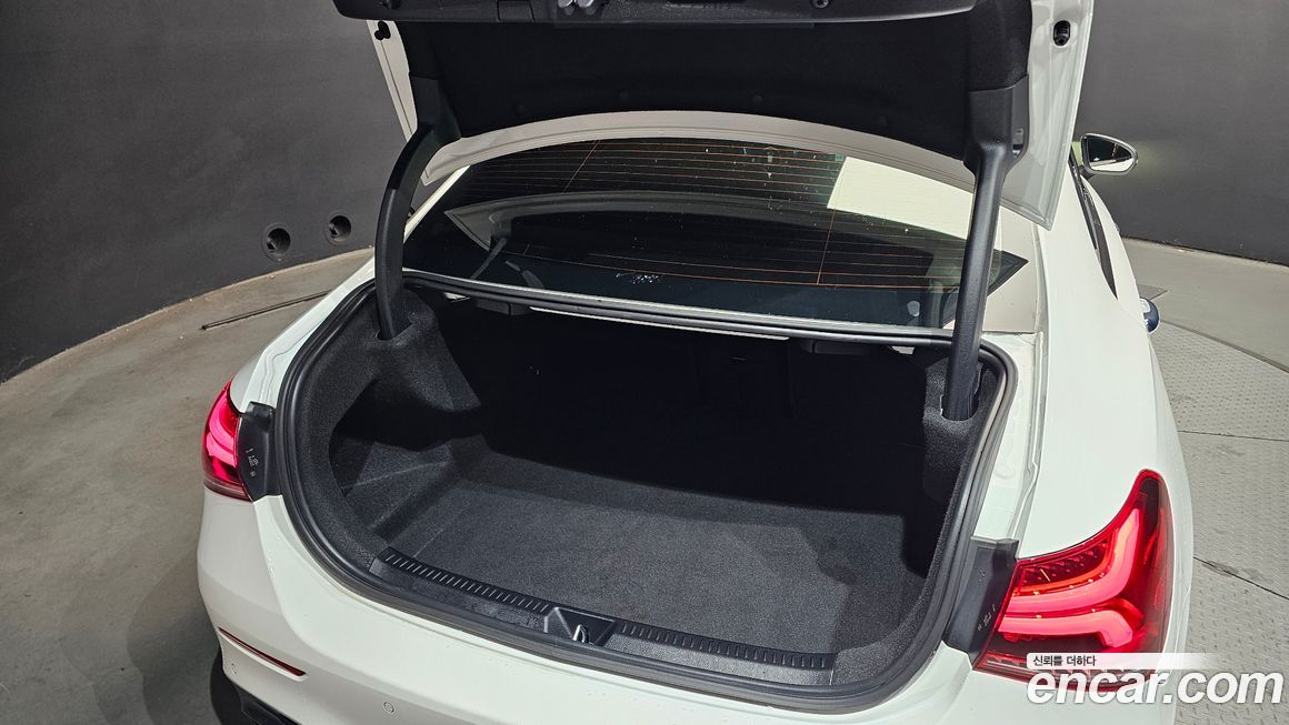 Mercedes-Benz A-Class 2023