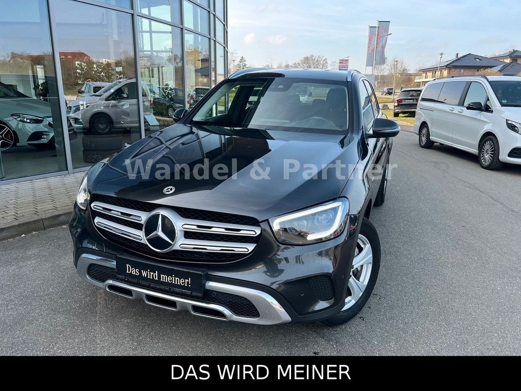 Mercedes-Benz GLC 300 2021