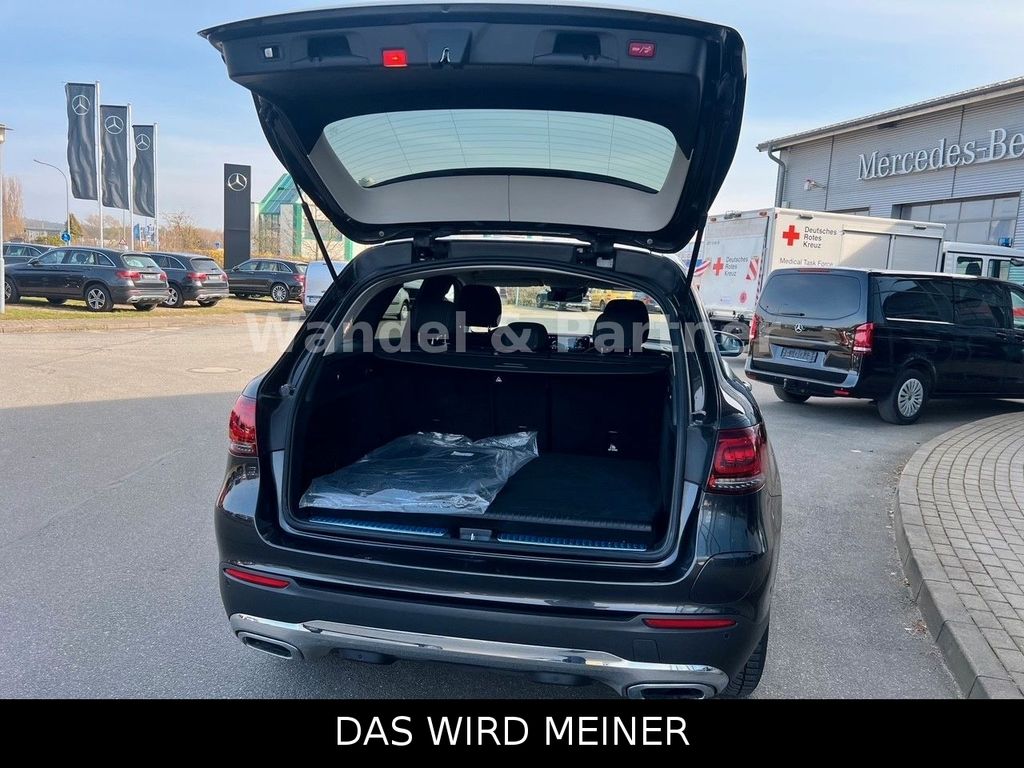 Mercedes-Benz GLC 300 2021