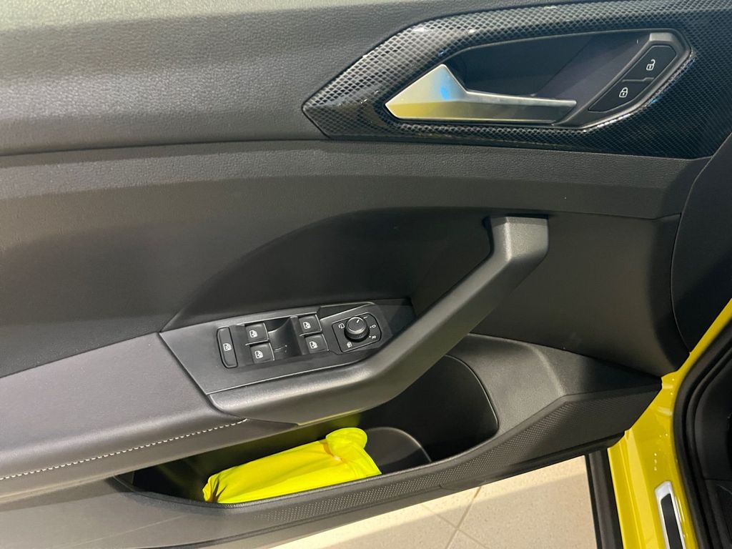 Volkswagen T-Cross 2024