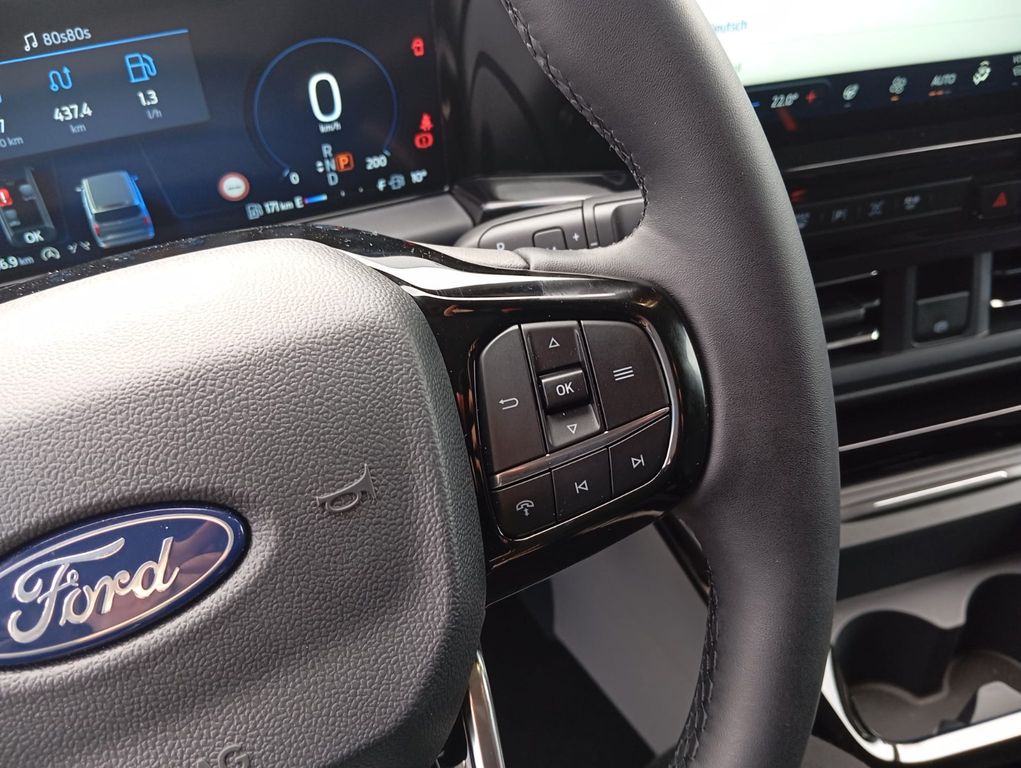 Ford Tourneo Custom 2025