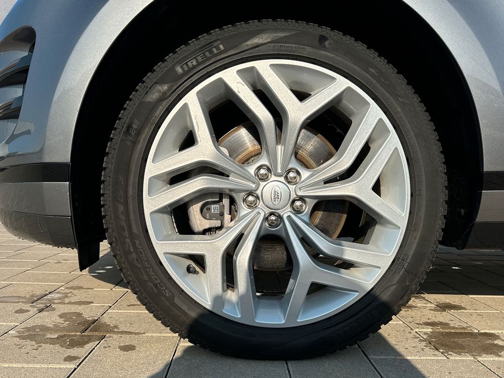 Land Rover Range Rover Evoque 2023