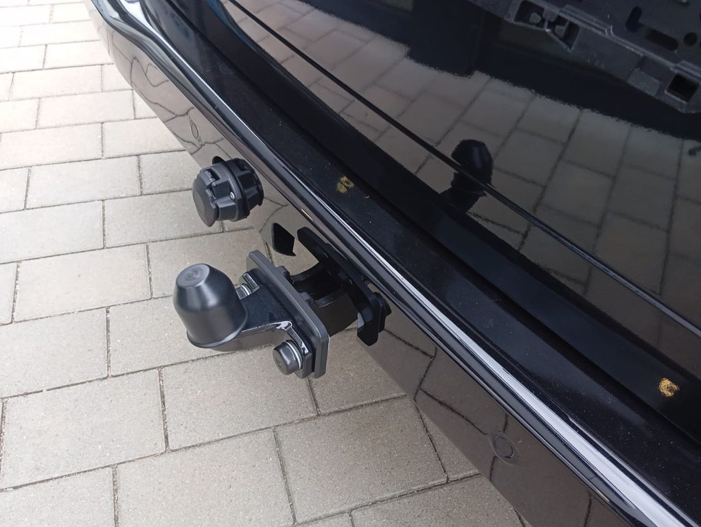 Ford Tourneo Custom 2025