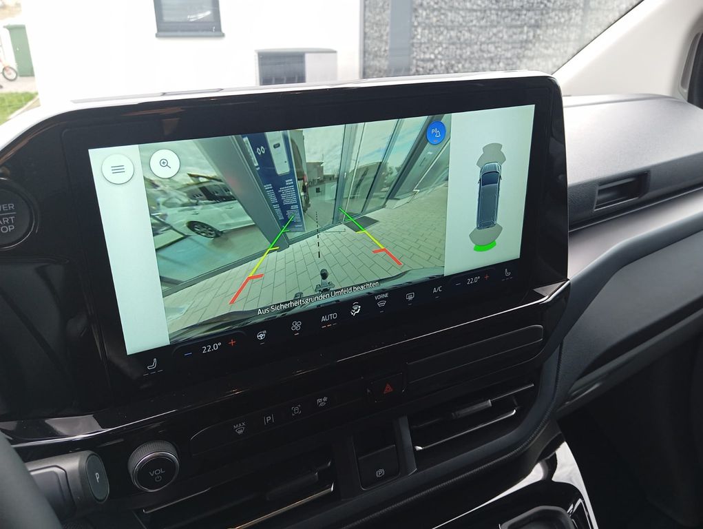 Ford Tourneo Custom 2025