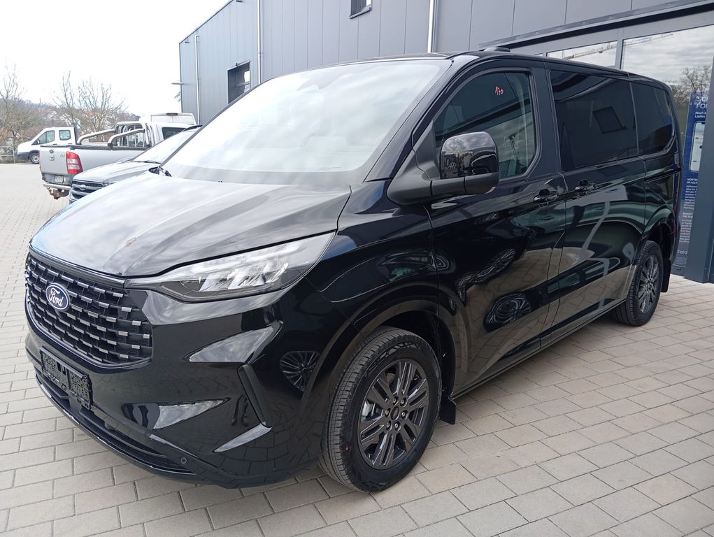 Ford Tourneo Custom 2025