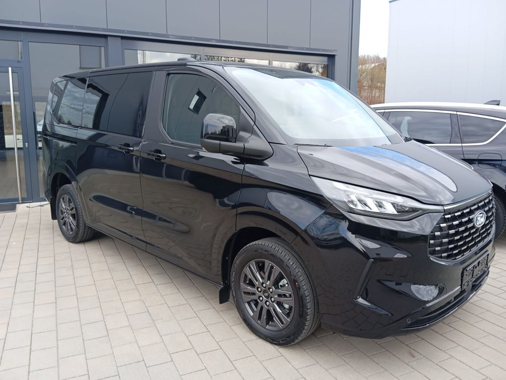 Ford Tourneo Custom 2025