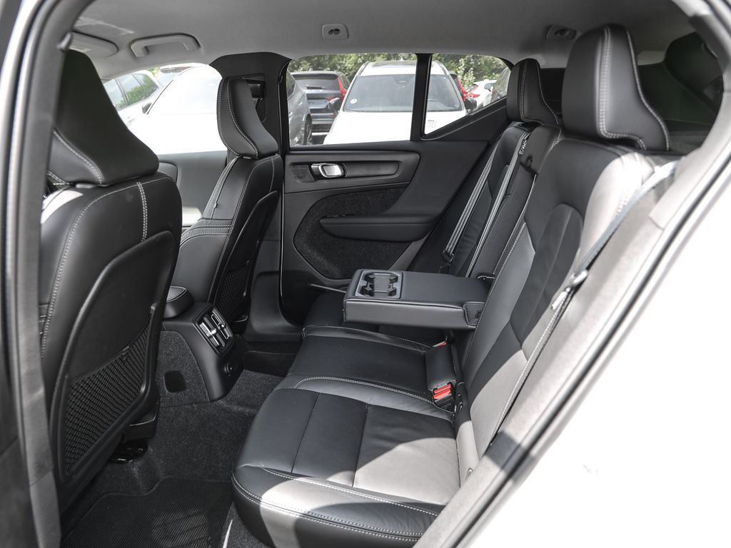 Volvo XC40 2023
