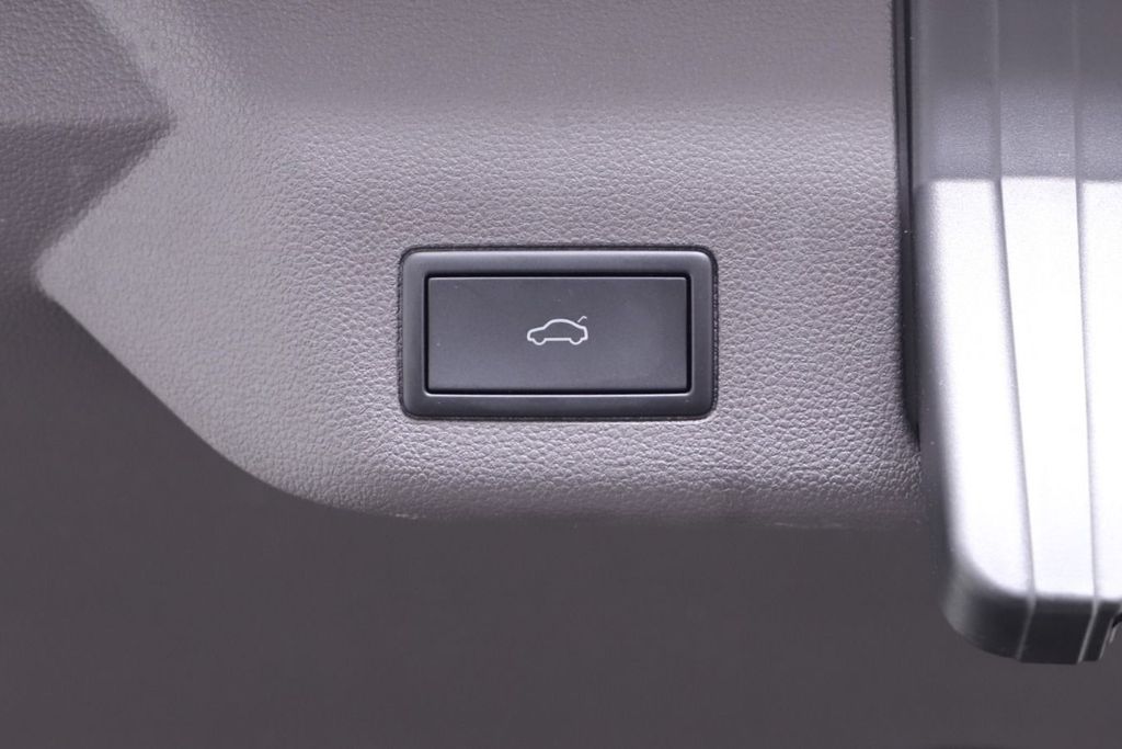 Volkswagen T7 Multivan 2024