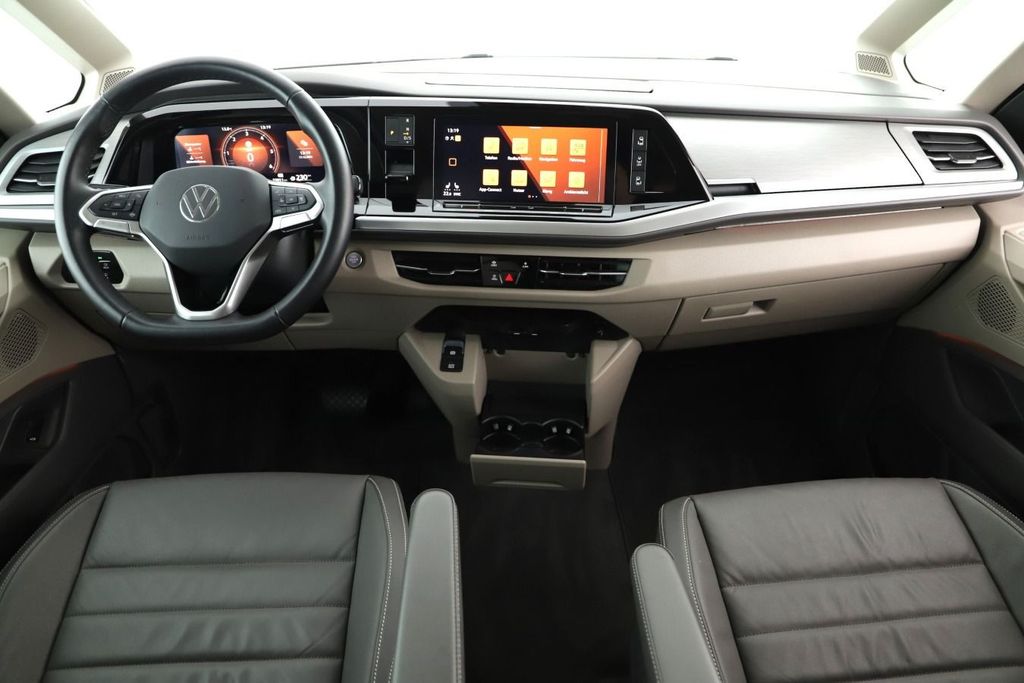 Volkswagen T7 Multivan 2024