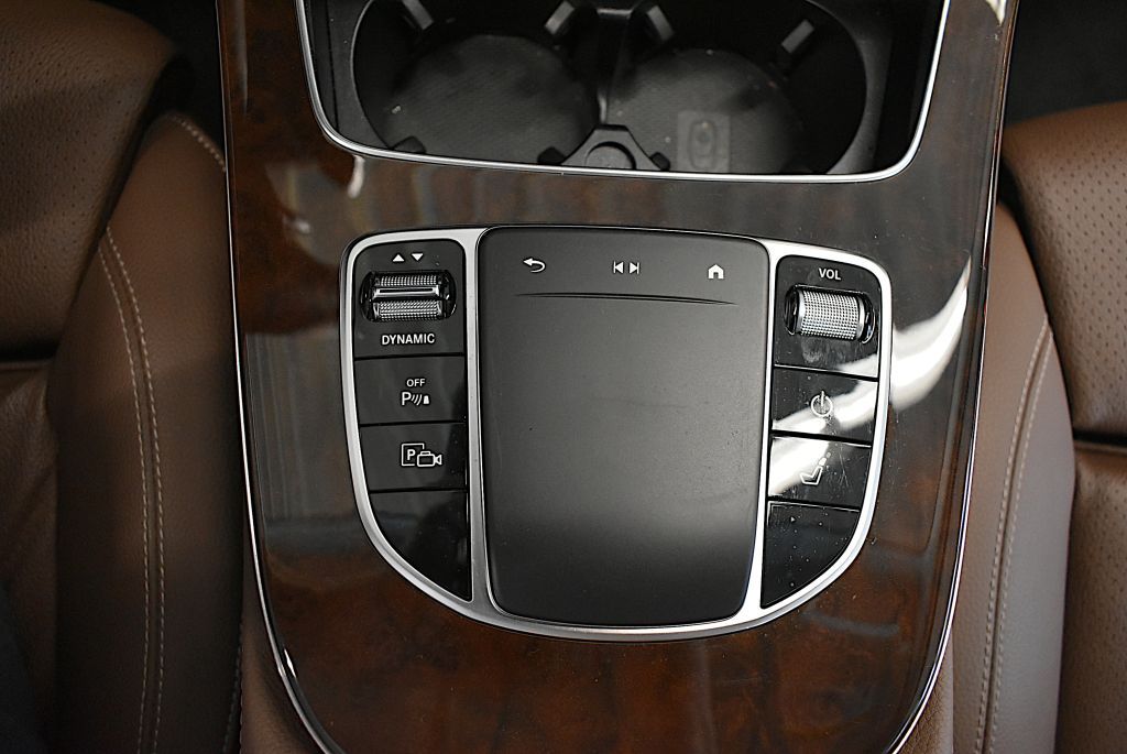 Mercedes-Benz E 300 2022