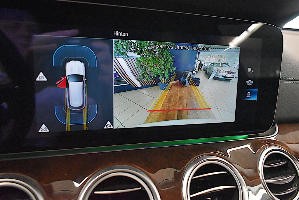 Mercedes-Benz E 300 2022