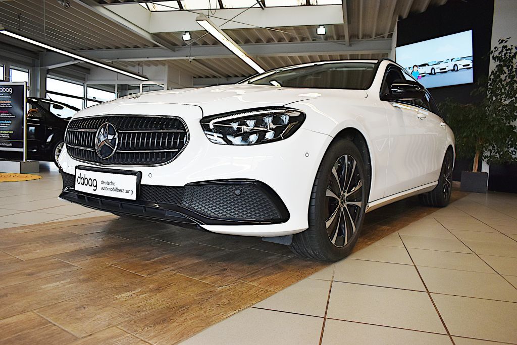 Mercedes-Benz E 300 2022
