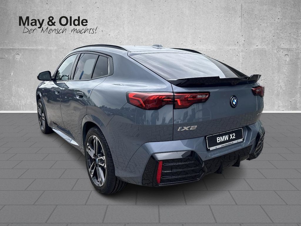 BMW iX2
