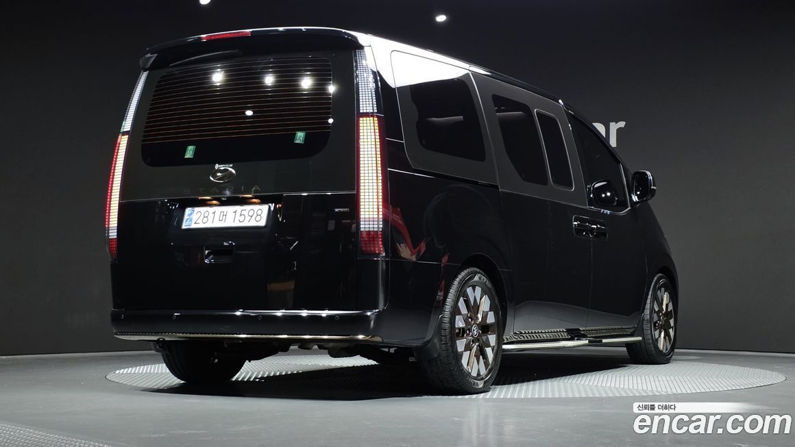 Hyundai Staria 2022