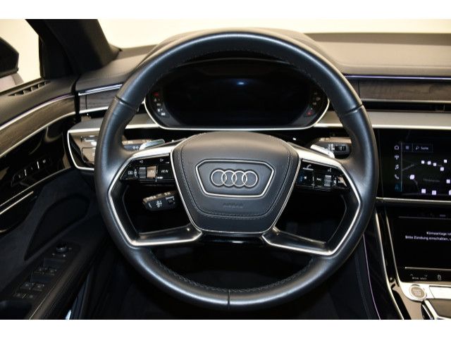 Audi A8 2022