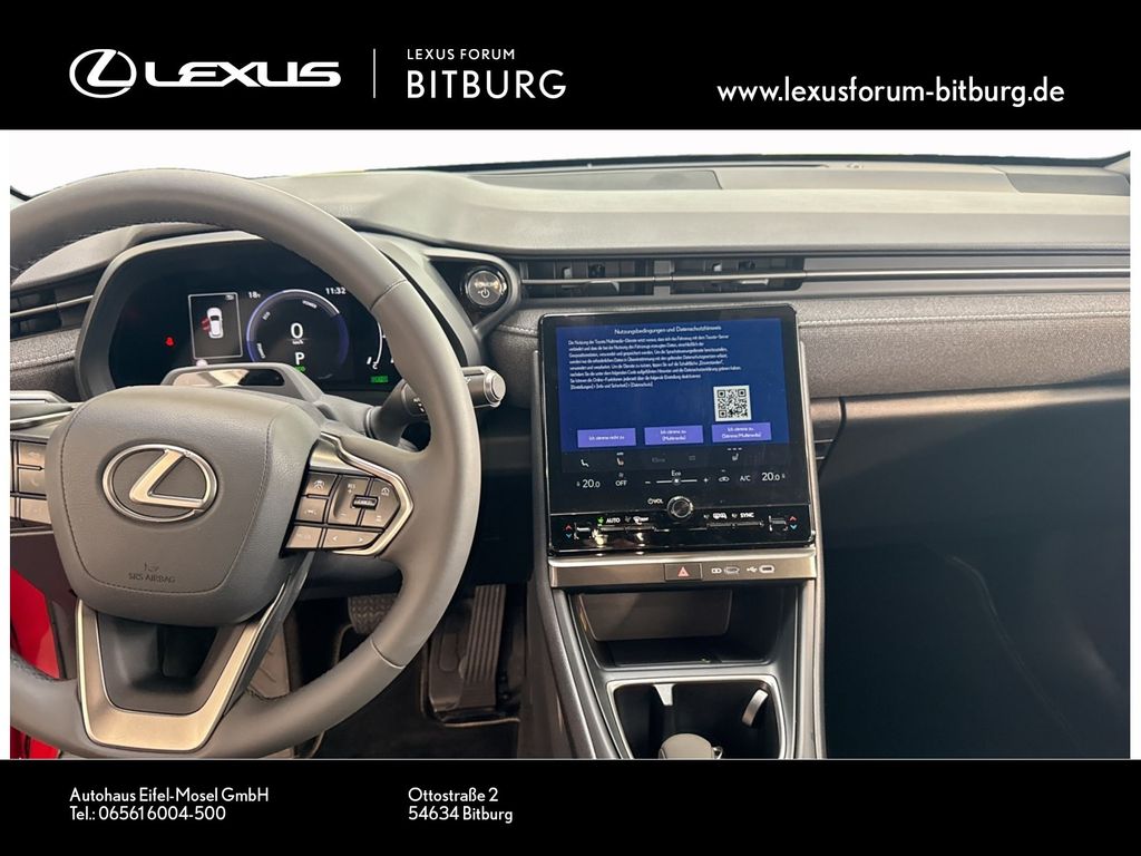 Lexus LBX 2025