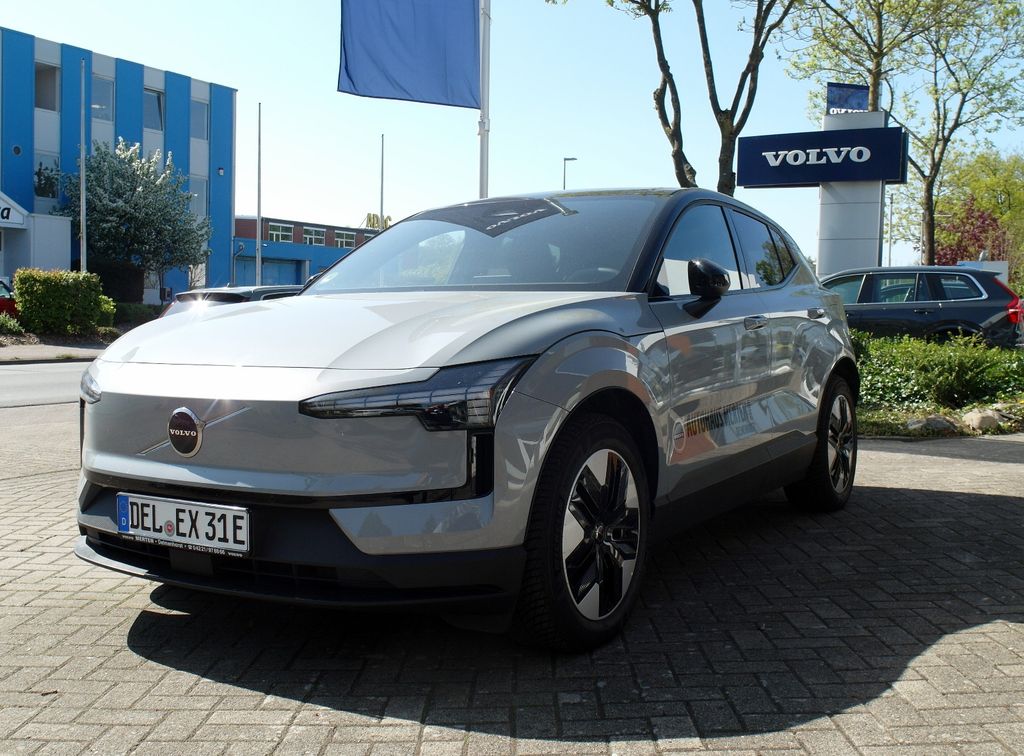 Volvo EX30 2024