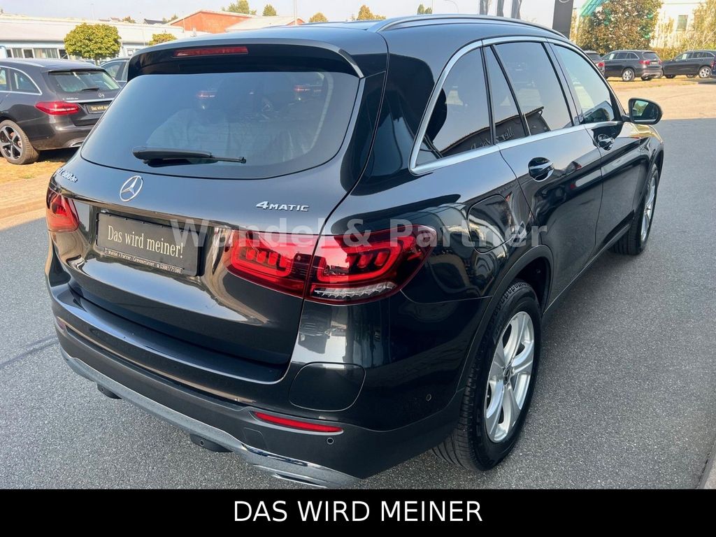 Mercedes-Benz GLC 300 2021