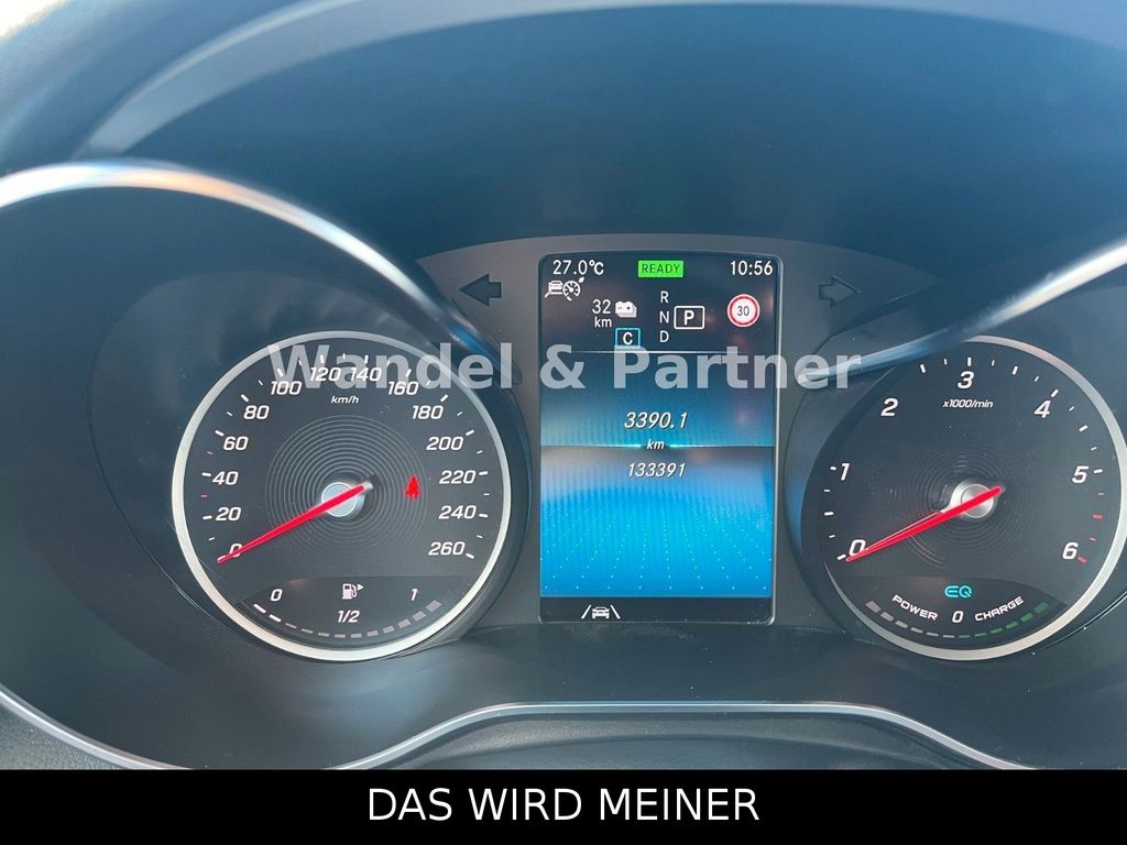 Mercedes-Benz GLC 300 2021