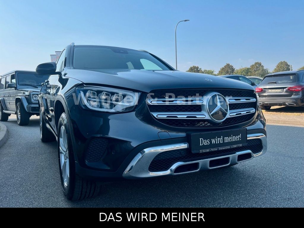 Mercedes-Benz GLC 300 2021