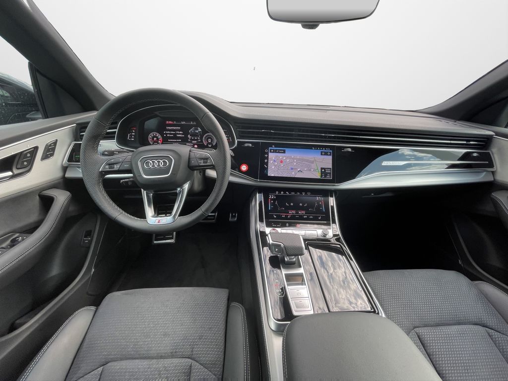 Audi SQ8 2024