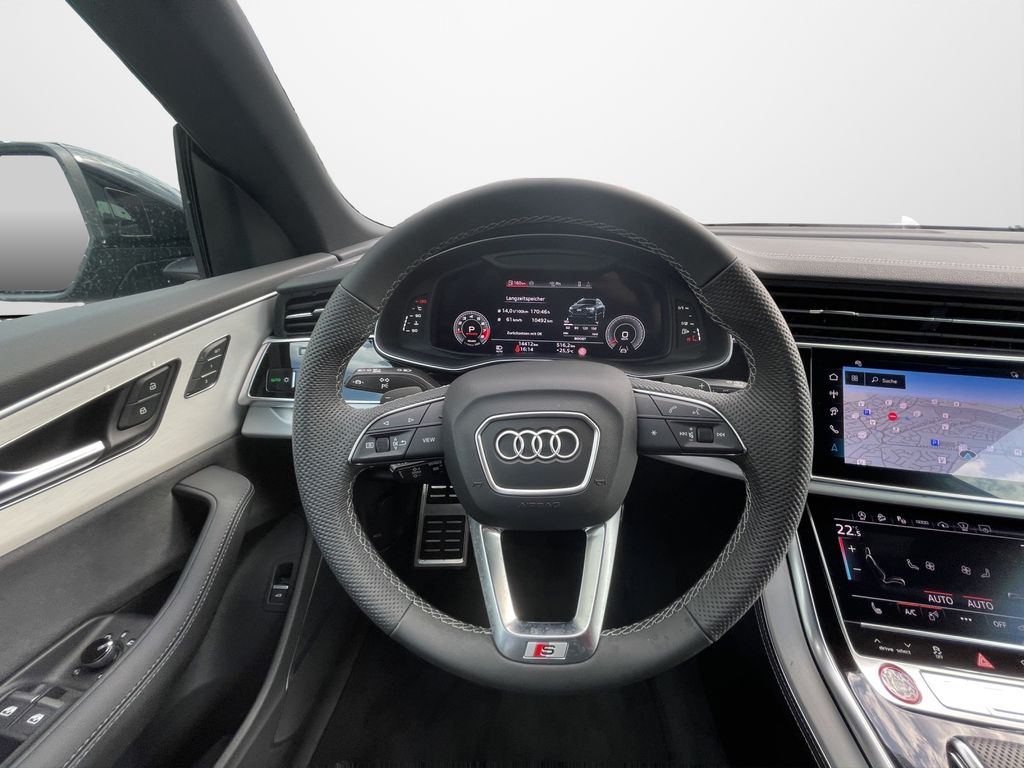 Audi SQ8 2024