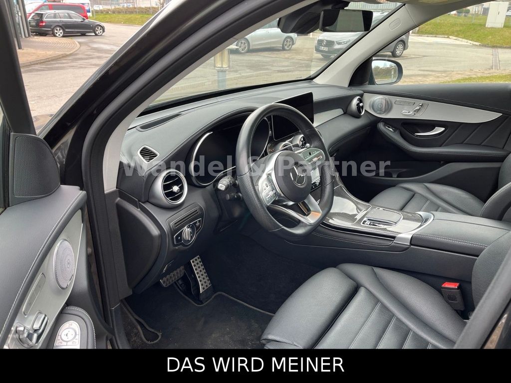 Mercedes-Benz GLC 300 2020