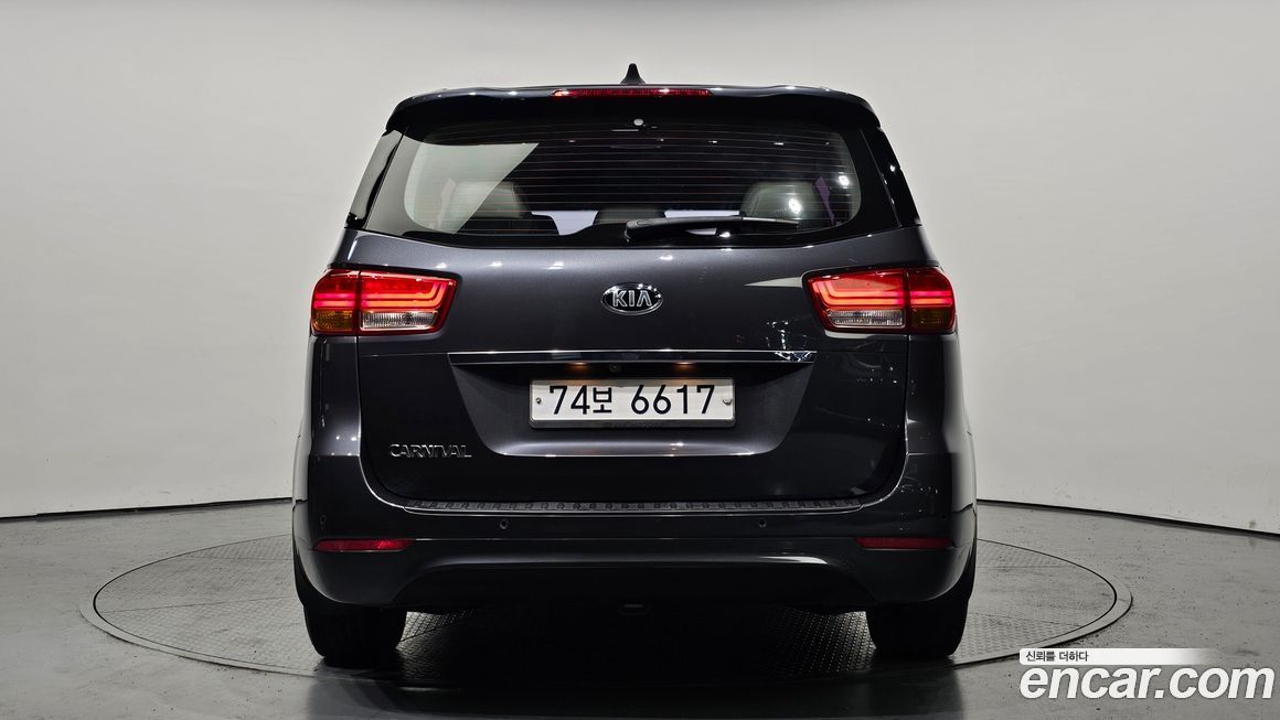 Kia Canival 2016