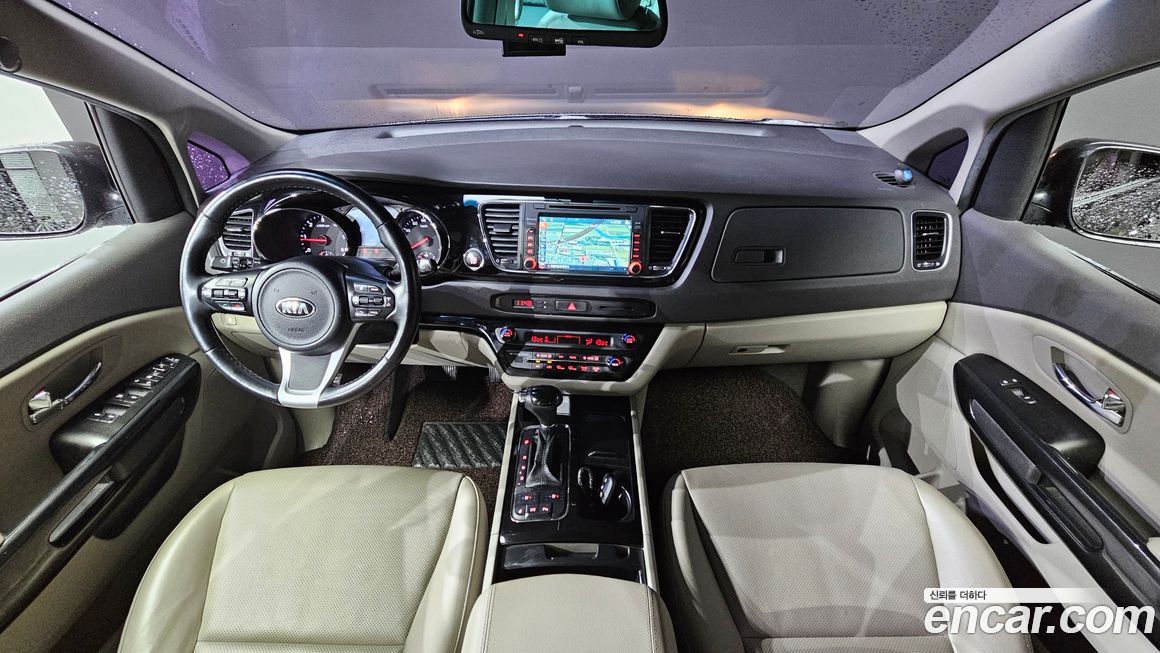 Kia Canival 2016