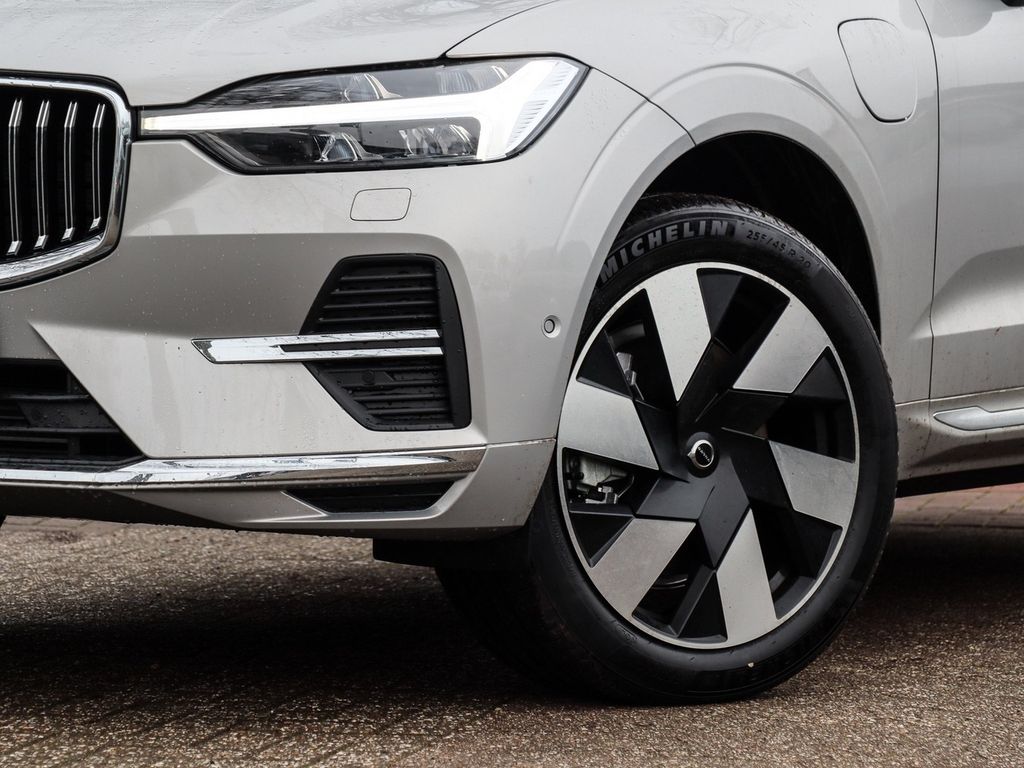 Volvo XC60 2025