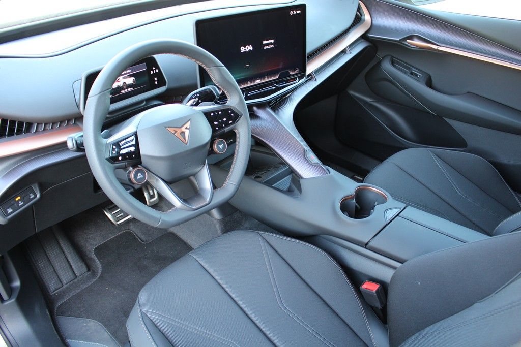 Cupra Tavascan 2025