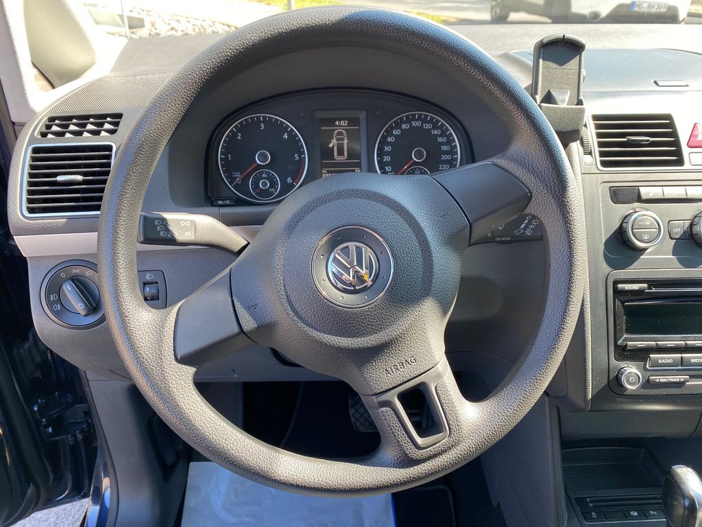 Volkswagen Touran 2015