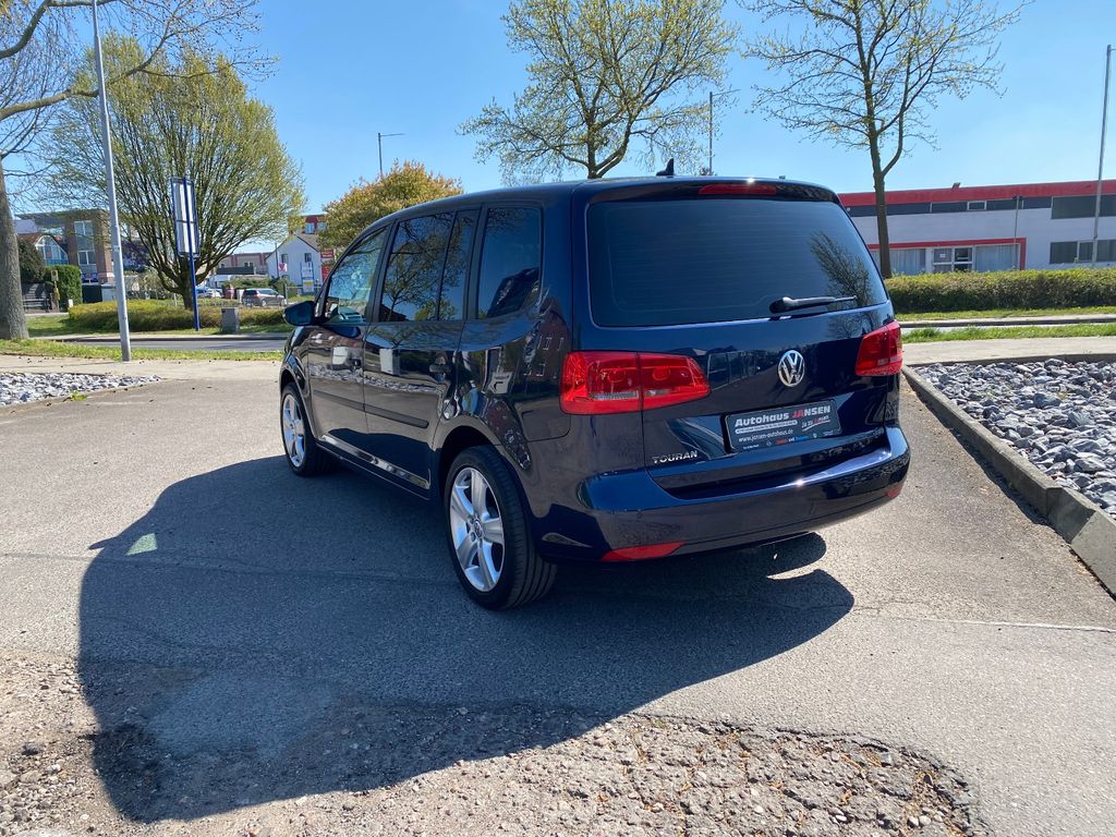 Volkswagen Touran 2015