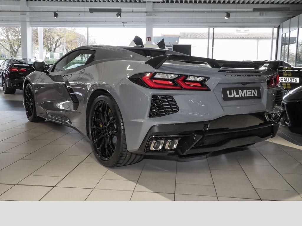 Corvette C8 2025