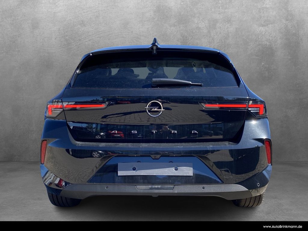 Opel Astra 2025