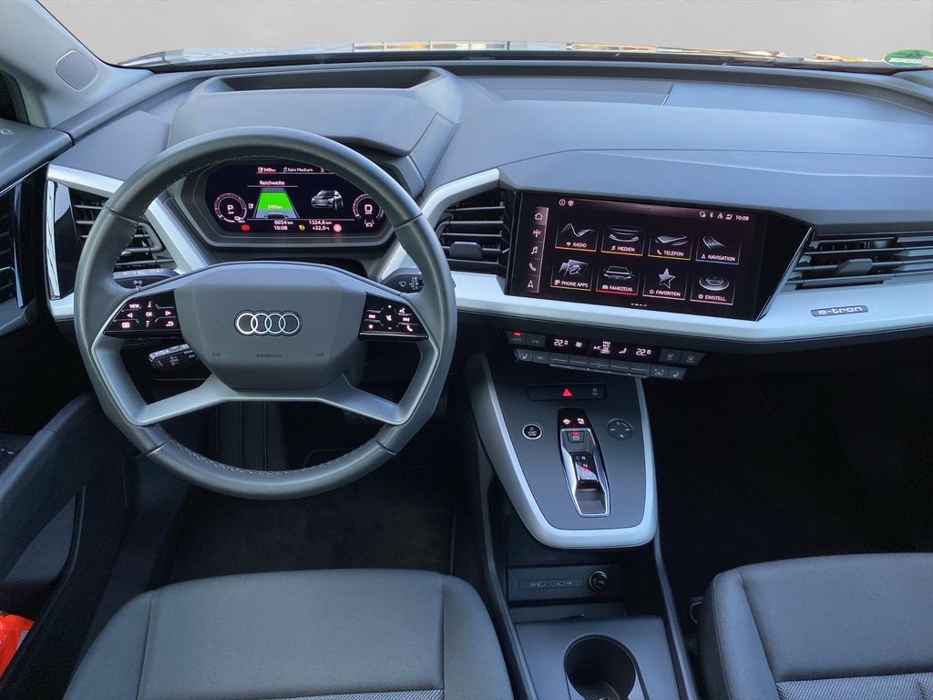 Audi Q4 e-tron 2024